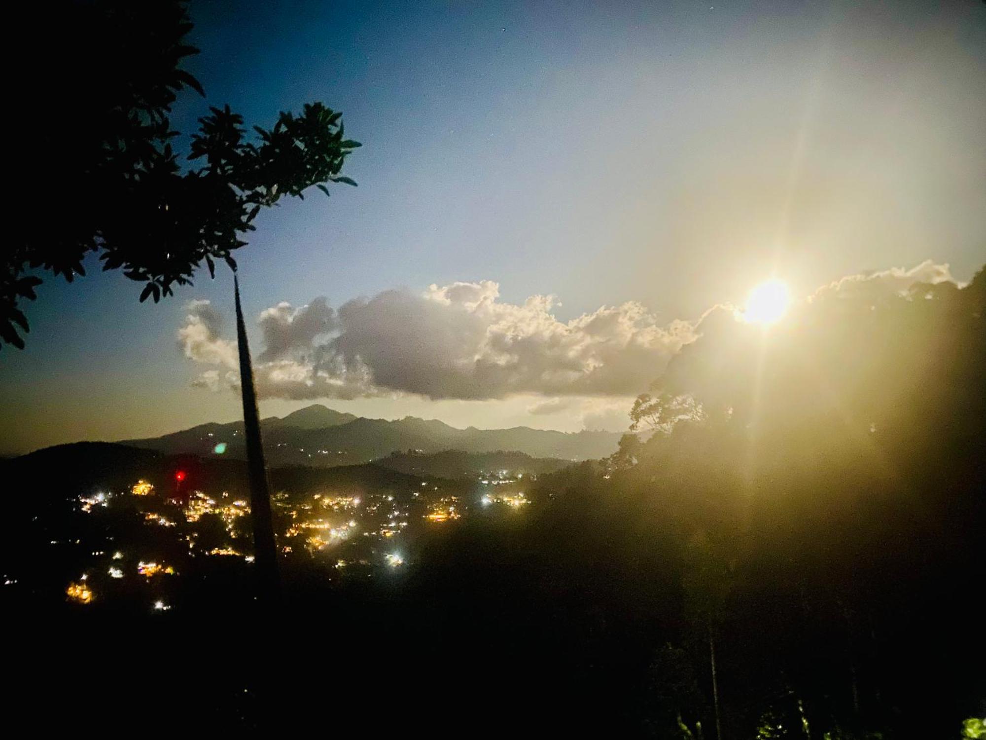 Serene Homestay エッラ エクステリア 写真